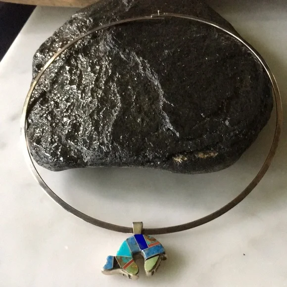 Vintage Charlie Bowie Reversible Bear and Kokopelli Navajo Pendant - Picture 7 of 15